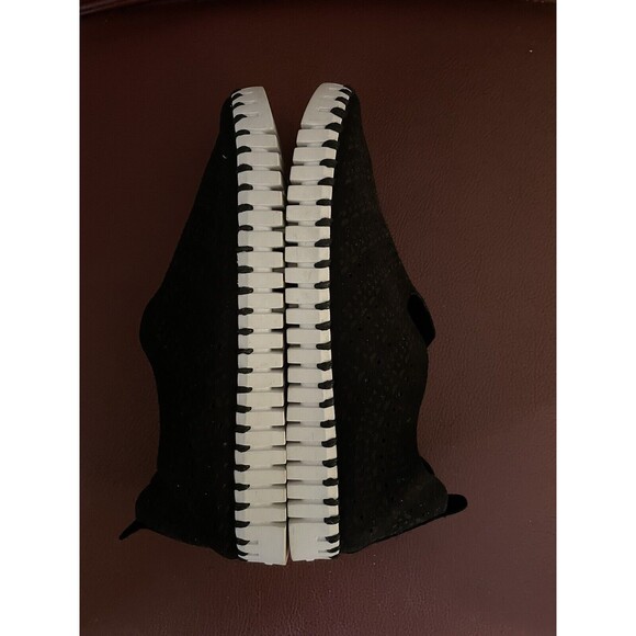 Isle Jacobson The Tulip Shoes Black Size 8.5/39. - Picture 3 of 10